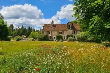 مبيت وإفطار Chambres D'hôtes Le Moulin De Crouy