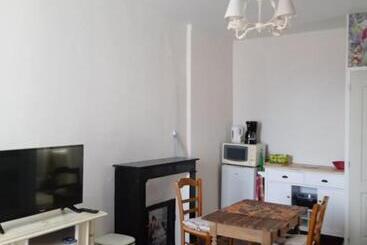 ベッドアンドブレックファースト Chambres D'hôtes Les Clématites En Cotentin