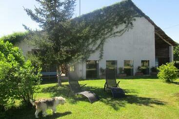 ホテル Agriturismo La Tilia