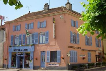 Отель Du Donjon