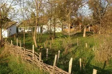 Majatalo Erdősmecskei Sváb Vendégházak és Jurtaszállás