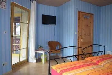 Majatalo Gästehaus Lara