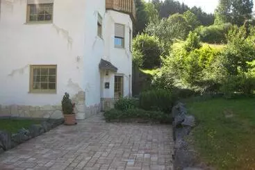 Majatalo Gästehaus Lara