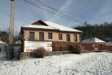 بنسيون Napfénydomb Vendégház