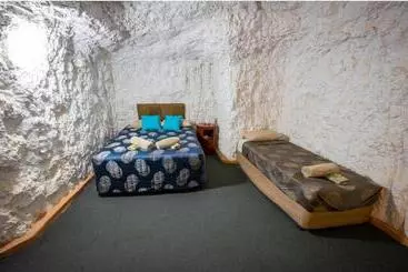 White Cliffs Underground Motel