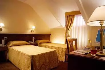 בית מלון כפרי Hosianum Palace