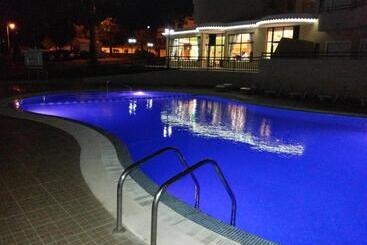 هتل آپارتمان Plaza Real Atlantichotels