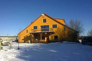 Pension  Penzion Eqilon