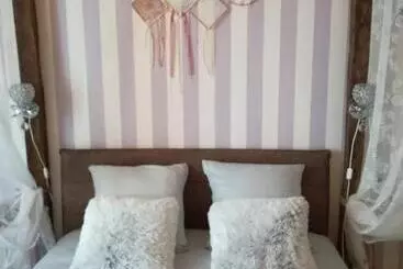 Aamiaismajoitus (B&B) Chez Lorette