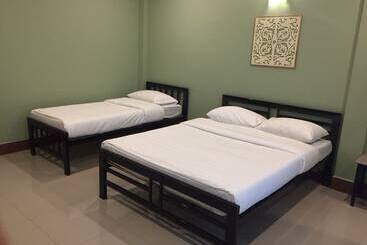 酒店 โรงแรมห้วยทราย Huaisai