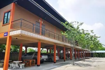 Hotelli โรงแรมห้วยทราย Huaisai