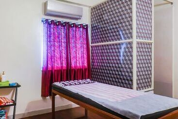 هتل Pioneer 2 By Oyo Rooms