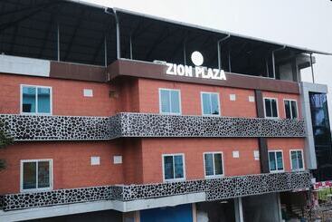 هتل Treebo Trip Zion Plaza