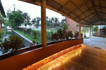 Uds Backwater Resort