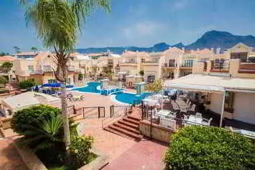 Huoneisto Yucca Park Apart