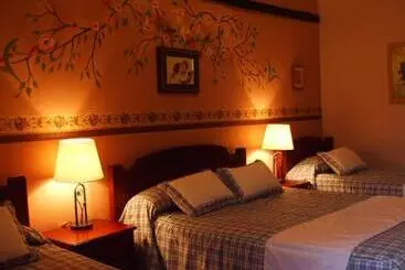 فندق فئة نجمة واحدة Posada Del Angel