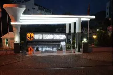 Luna Beach Hotel & Spa