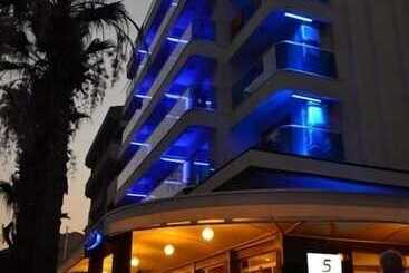 Hotel Moda Beach