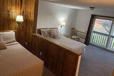 Отель The Lodge At Indian Lake