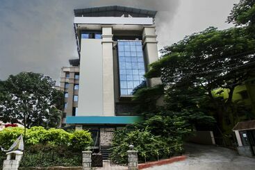 호텔 Celebrity Skyhy By Wb Inn