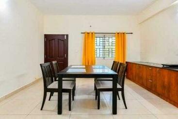 Hotel Collection O 809947 Beautiful Stays