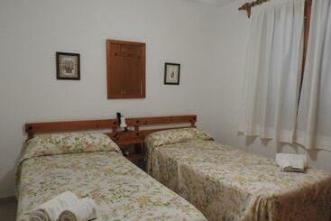 ツーリストアパートメント Apartamentos Jardin Playa