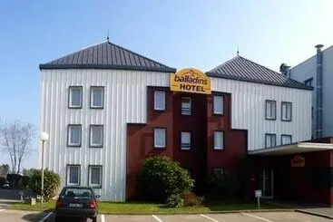 Отель Balladins Express Of Brest