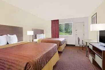 هتل Travelodge By Wyndham Page, View Of Lake Powell