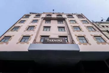 Hotel Townhouse Taksonz