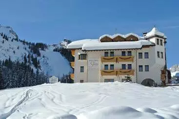 Szálloda B&b Garni Serena