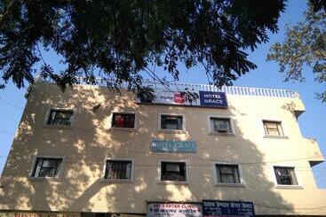 Pensió Agra Paying Guest House