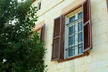 ペンション Haifa Guest House