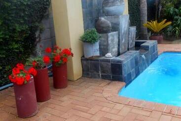 پانسیون Toscana Cottage