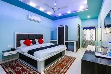 Otel Bhuwan Heights