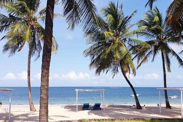 ペンション Diwani Cottage