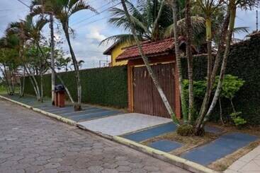 膳宿费 Hostel Cantinho Maneiro