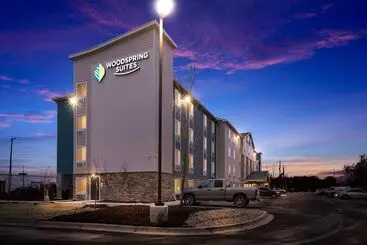 ホテル Woodspring Suites Detroit Madison Heights