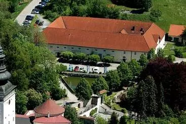 Albergue Schlossbrauerei Weinberg   Erste Oö. Gasthausbrauerei