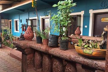 پانسیون Guru Guest House