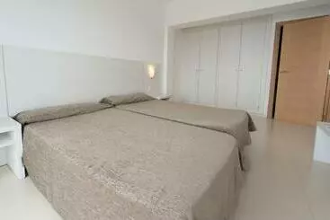 Apartamentos Embat