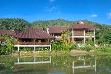Hotel Maekok River Village Resort
