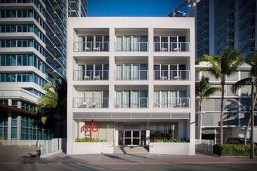 Mb Hotel, Trademark Collection By Wyndham