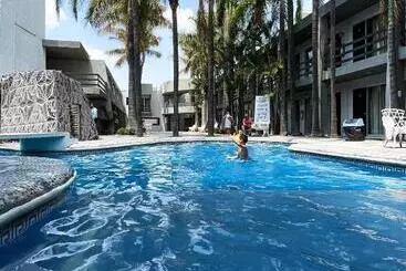 Hotel Suites Del Real