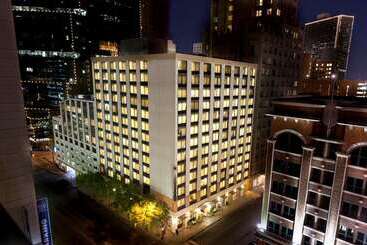 فندق Embassy Suites By Hilton Fort Worth Downtown