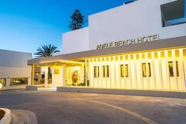 ホテル Adele Beach