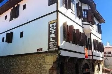 בית מלון כפרי Kadioglu Sehzade Konaklari