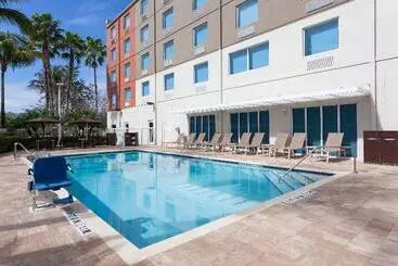 Holiday Inn Express Hotel & Suites Fort Lauderdale Airport/cruise Port, An Ihg