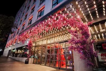Hotel Radisson Red Madrid
