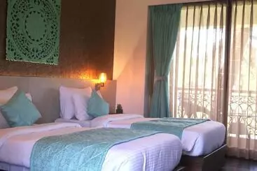 Hotel Sea Queen Beach Resort And Spa