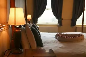 Отель Studley Castle